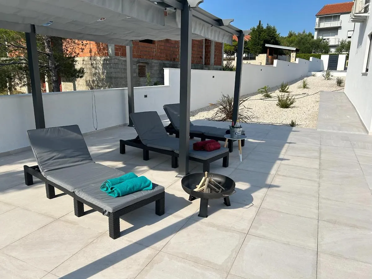 Villa Hadrian Pridraga